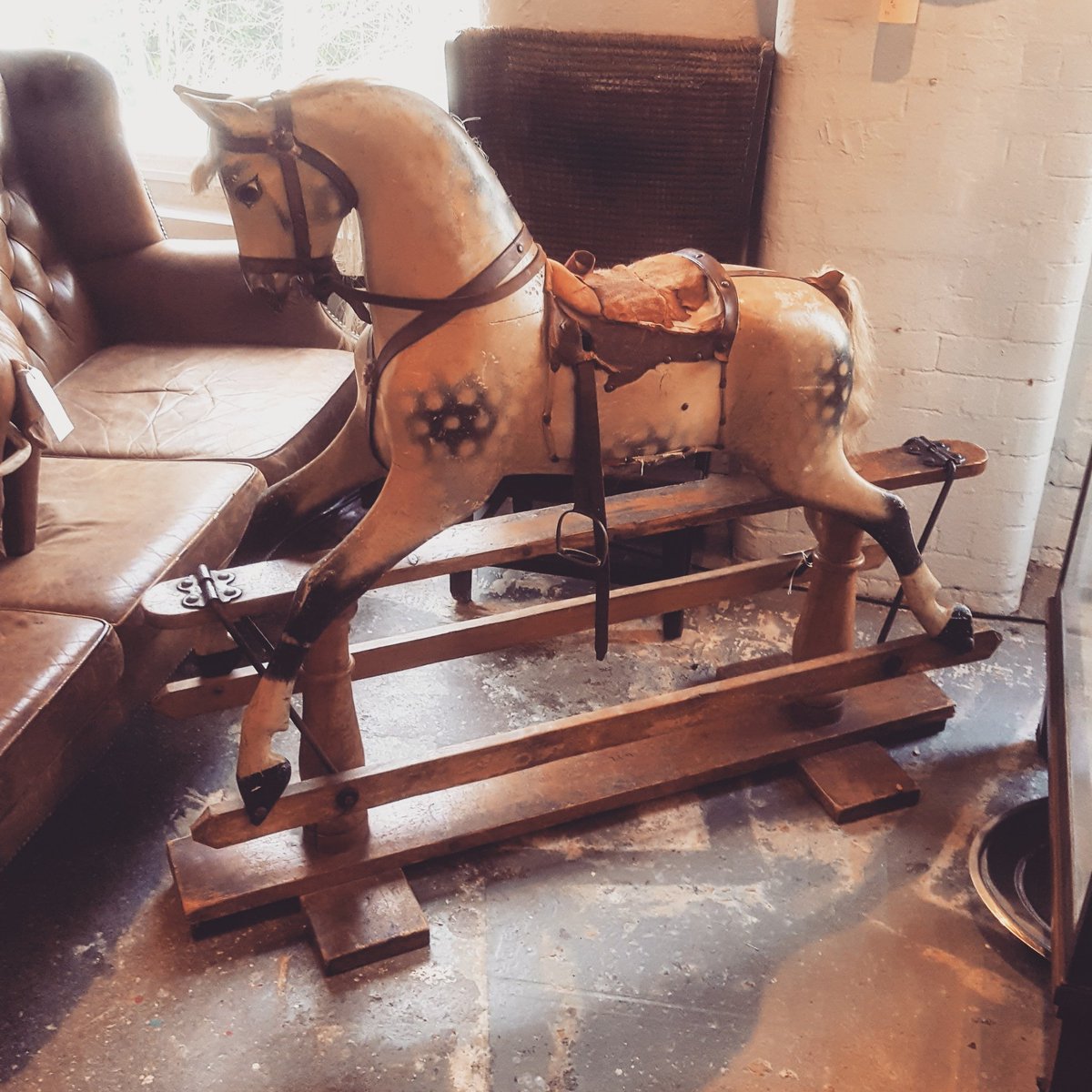 FactorySomerset's tweet photo. Early 20th century painted rocking horse. More stock at https://t.co/yCXTKXDu6b! #antiques #rockinghorse #decorativeantiques #antiquetoys https://t.co/Smkgjz85Lz