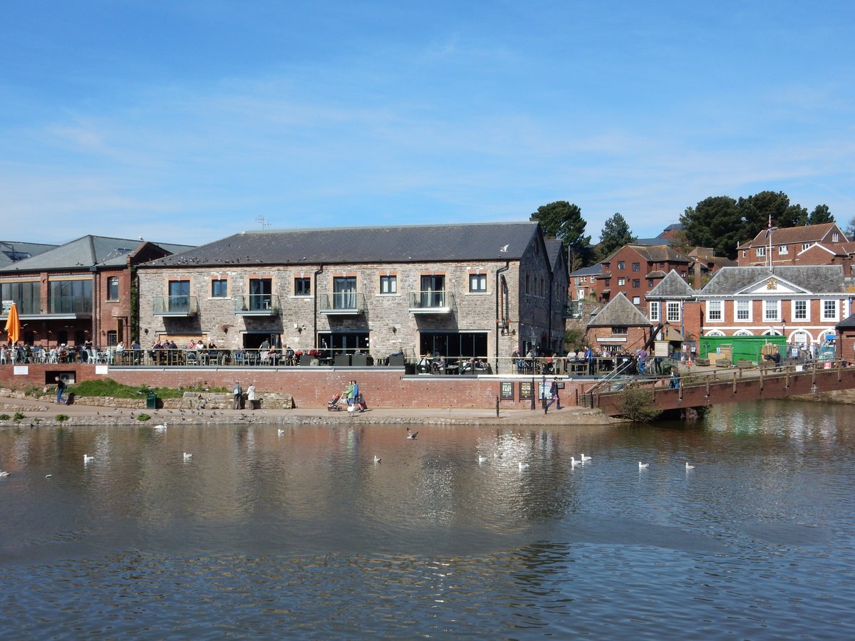 @ExeterLifemag Goergeous weekend in #exeter updating our walks and pictures curiousabout.co.uk/exeter.html Hope you like them too. #spring 🌞
