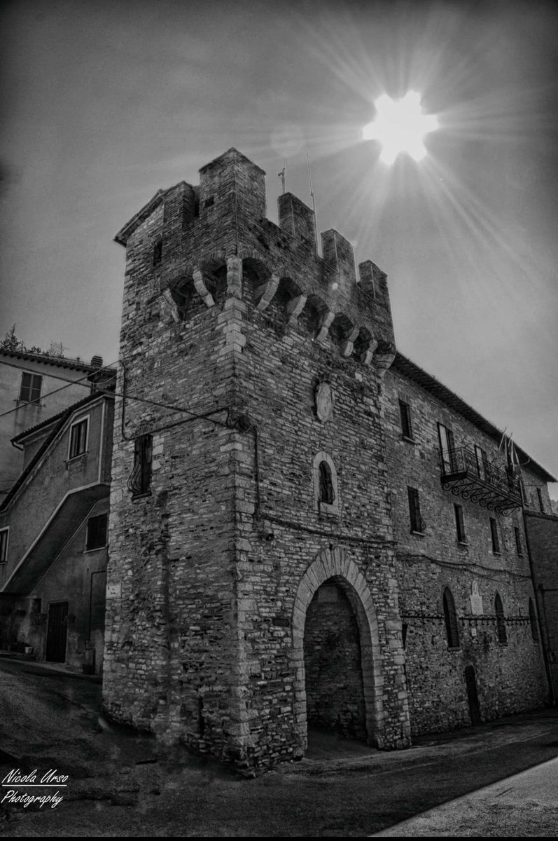 #fossatodivico #visitfossatodivico #umbria <a href="/DiscoverGualdo/">DiscoverGualdoTadino</a> <a href="/DiscoverGubbio/">Discover Gubbio</a> <a href="/AssisiDiscover/">Discover Assisi</a> <a href="/DiscoverItalia/">Discover Italia</a> #bestitaliapics #nicolaursoph