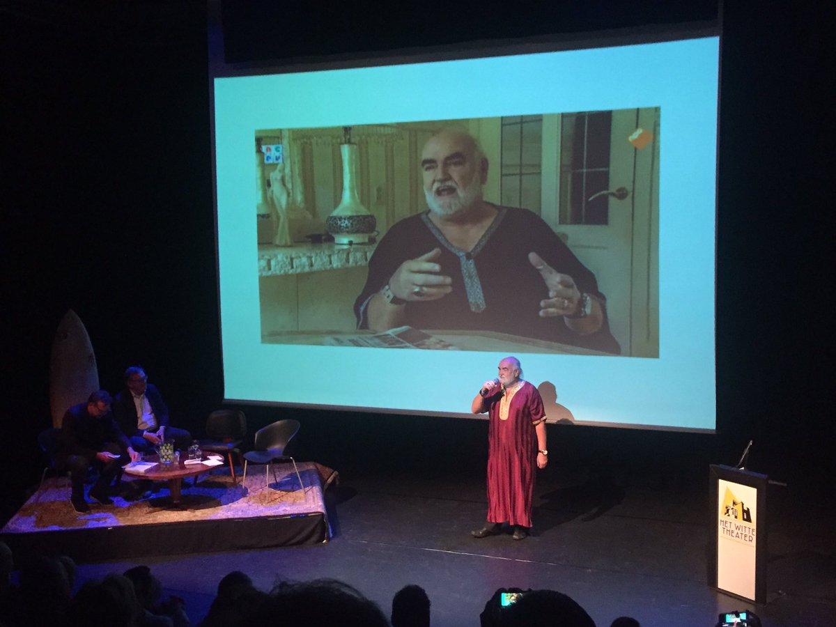 Demos Roussos zingt 'my friend the wind' <a href="/WitteTheater/">Witte Theater</a> TOP!