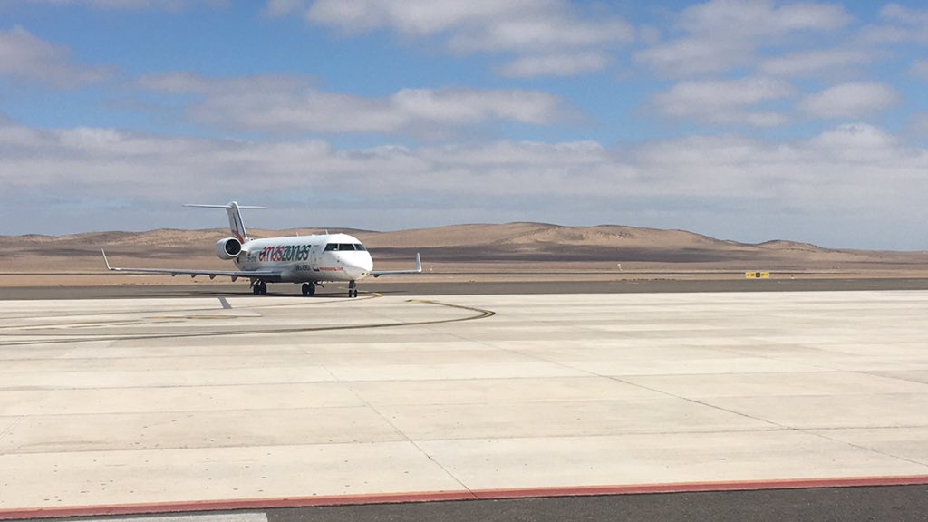 SernaturAtacama's tweet photo. Vuelo inaugural de Aerolínea Amazonas en Aeropuerto de #Atacama, cubrirá todo el norte para viajar a #laserena #copiapo #antofagasta #arica https://t.co/jiRSkLNC11