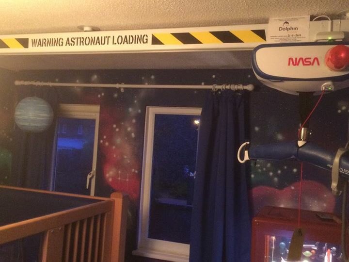 _Double_Helix_'s tweet photo. @MakeAWishUK Bedroom Makeover @NASA space room https://t.co/Aa4A8pVFLN https://t.co/izWOO1alkq
