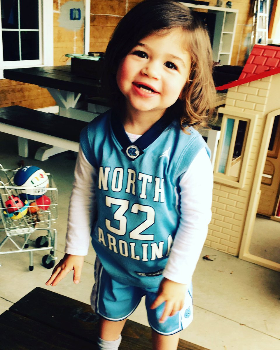 lyndsi55's tweet photo. @UNC_Basketball  We love Luke! https://t.co/tO6UW8UMGm