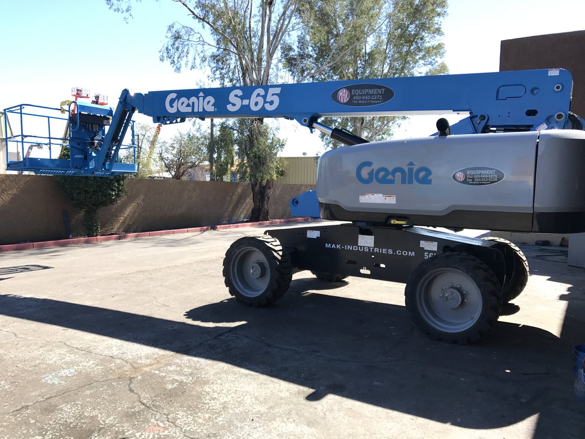 mak_equipment's tweet photo. Fresh decals and ready for rent! #genie #skyjack #jlg #boomlifts #scissorlifts #reachforks #azsales #azrentals #MAKEQUIPMENT #MAK #newdecals https://t.co/zgme0VAM4i
