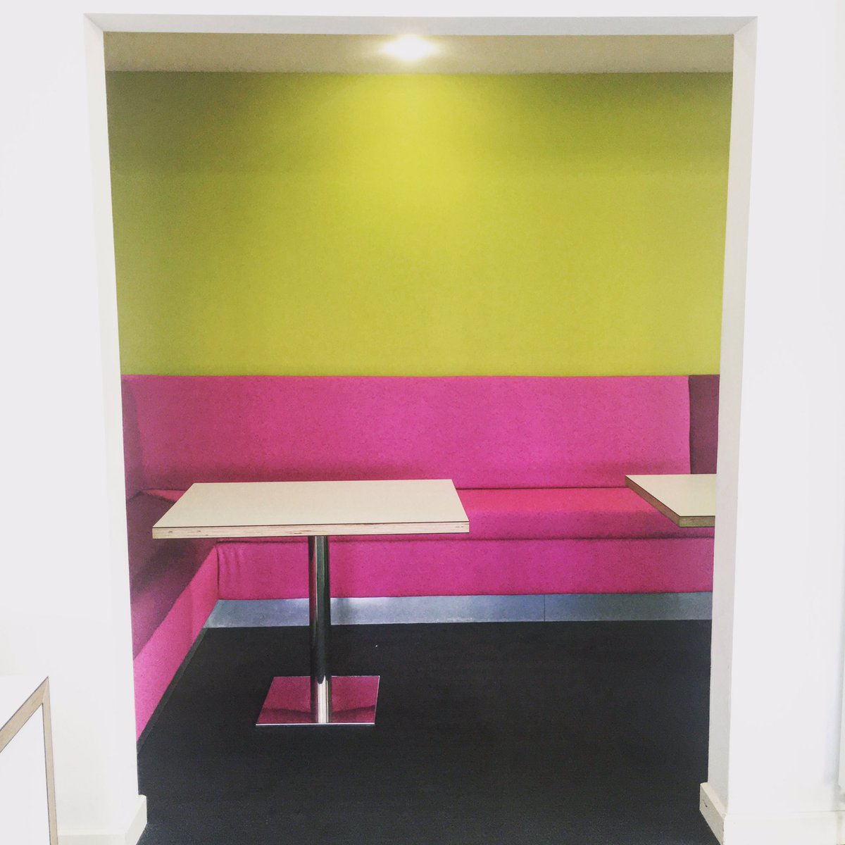 GradPad's tweet image. #gradpad #studytime📚 #newsofas #universitylife #griffonstudios #postgraduatestudent #london🇬🇧