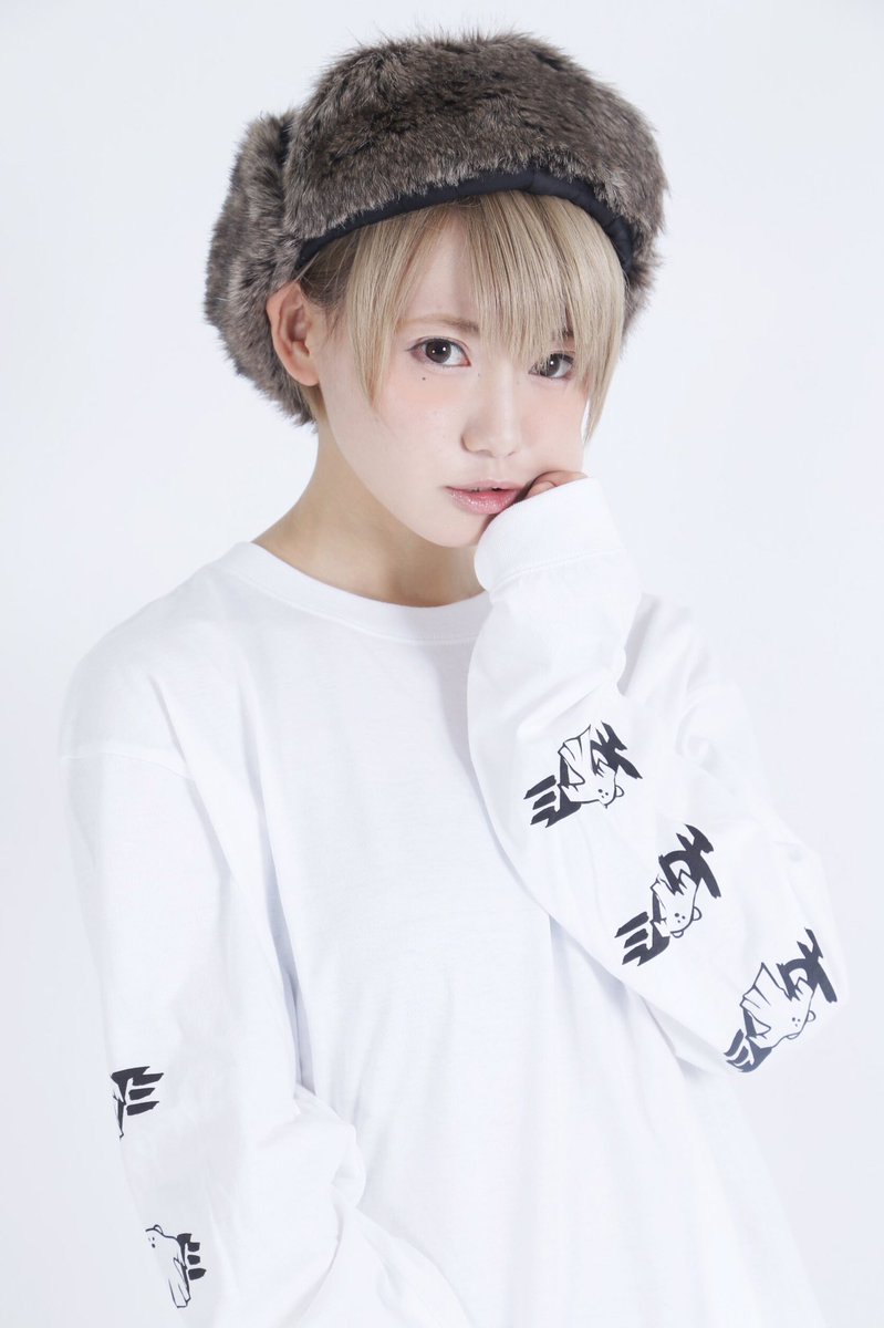 hug_timejp's tweet photo. 【XL再入荷！！！】

ご好評につき売切だった
おばけロンT XLですが
再入荷致しました！

ホワイト×ブラックXL
ブラック×ホワイトXL

詳しくはコチラ⬇︎
https://t.co/bbwUqerg5q 

#HUGTIME https://t.co/dV7KI8SHDD