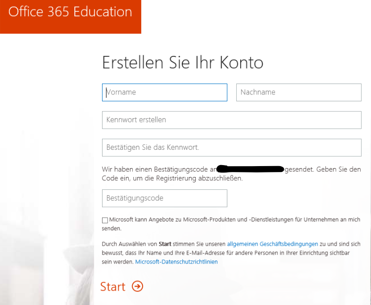 SchlappsHut's tweet photo. @_drano @KayGiza @MsftBildung das ist falsch! An keiner Stelle wird nach persönlichen Daten verlangt, wenn man O365 Education erhalten will https://t.co/Yj6qL6b25m