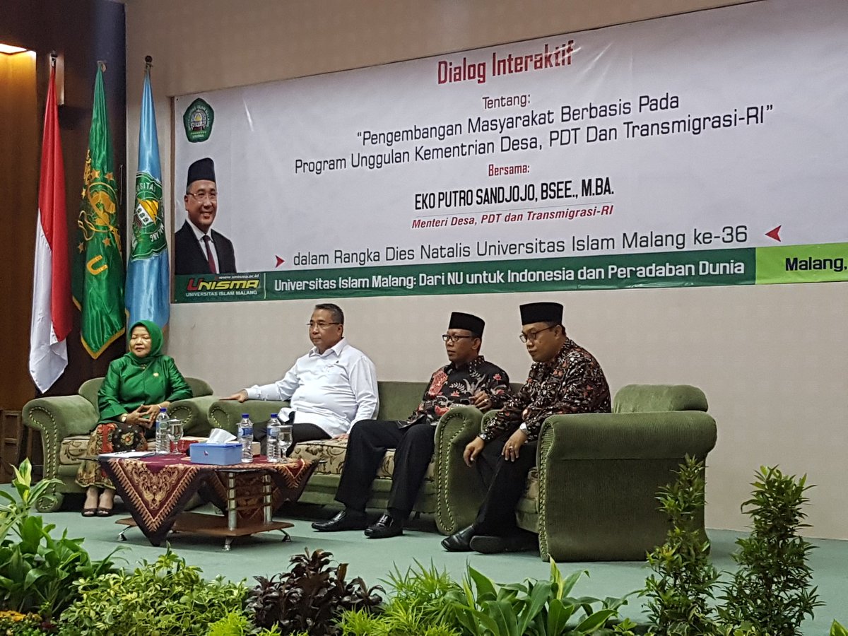 Mulyadin_Malik's tweet photo. PM desa menyampaikan prog unggulan pd kades se_kab malang raya @unisma lanjut ke kec. Turen desa sanankerto.@EkoSandjojo @AhmadErani https://t.co/TSFyKbReRY