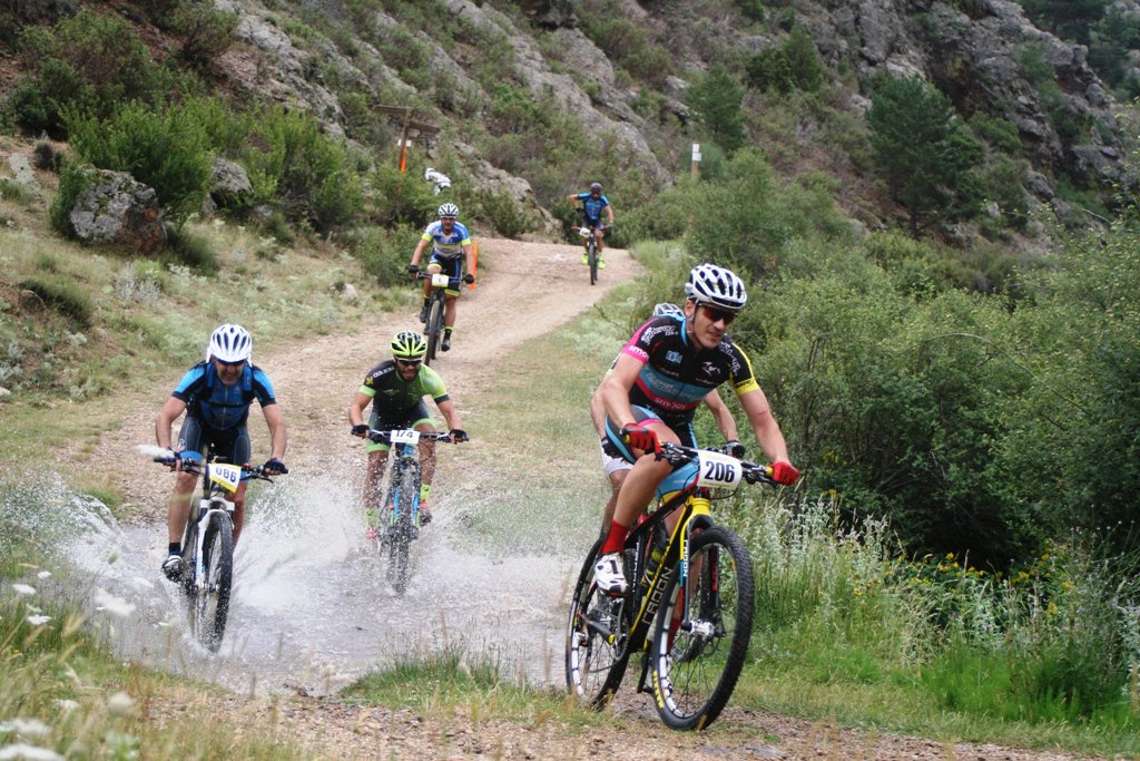 EntrenaEnAltura's tweet photo. Empezamos la semana con un poco de #bicicletaDeMontaña por la #SierraDeAlbarracín.  Ruta propuesta https://t.co/8EtUtDBjag para #BTT y #MTB https://t.co/ta7hb16RLE