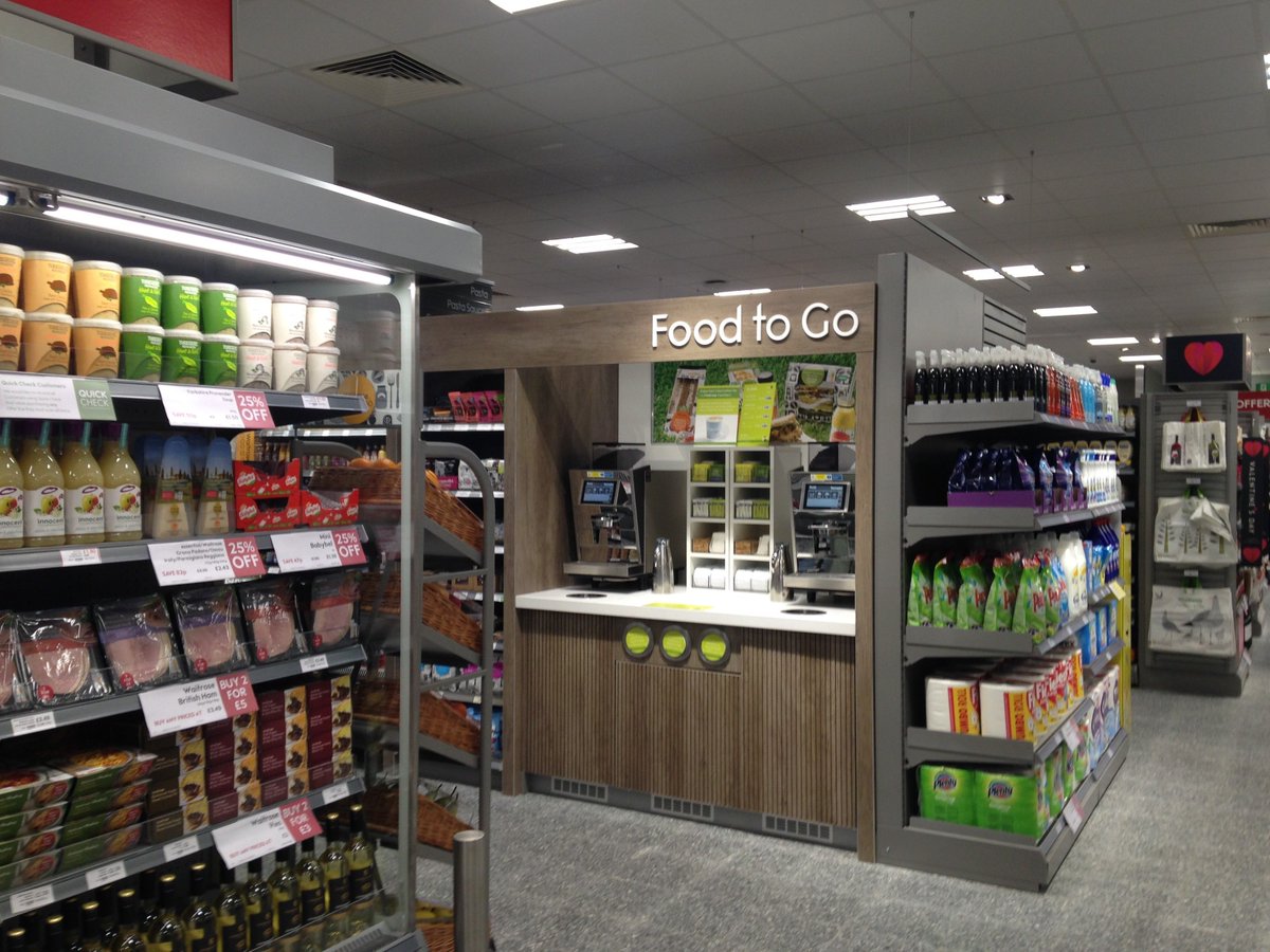 mbhltd's tweet photo. #faringdon @waitrose #oxfordshire opened last month. The #mayor amongst other councillors were there to greet customers #shoppingdestination https://t.co/ZkDhZEkxDI