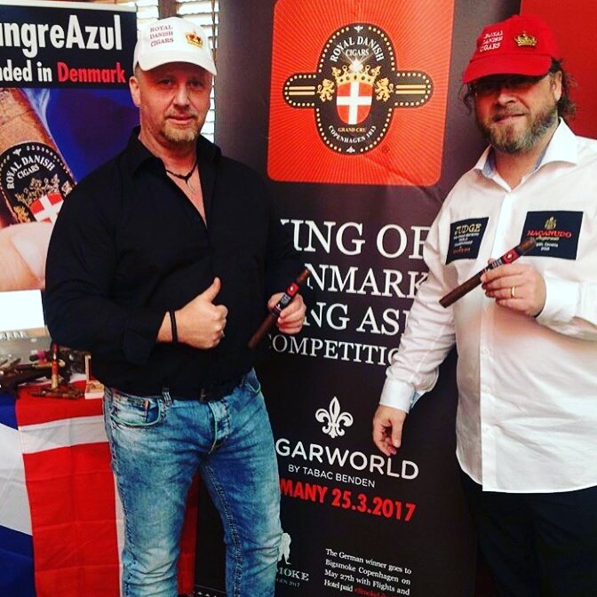 DanishCigars's tweet photo. #KingOfAshes  - The Official Long Ash Competition by #RoyalDanish @cigarworld_de - Harald Hartung won King of Ash for Germany with 13.5cm https://t.co/9blxONbrNk