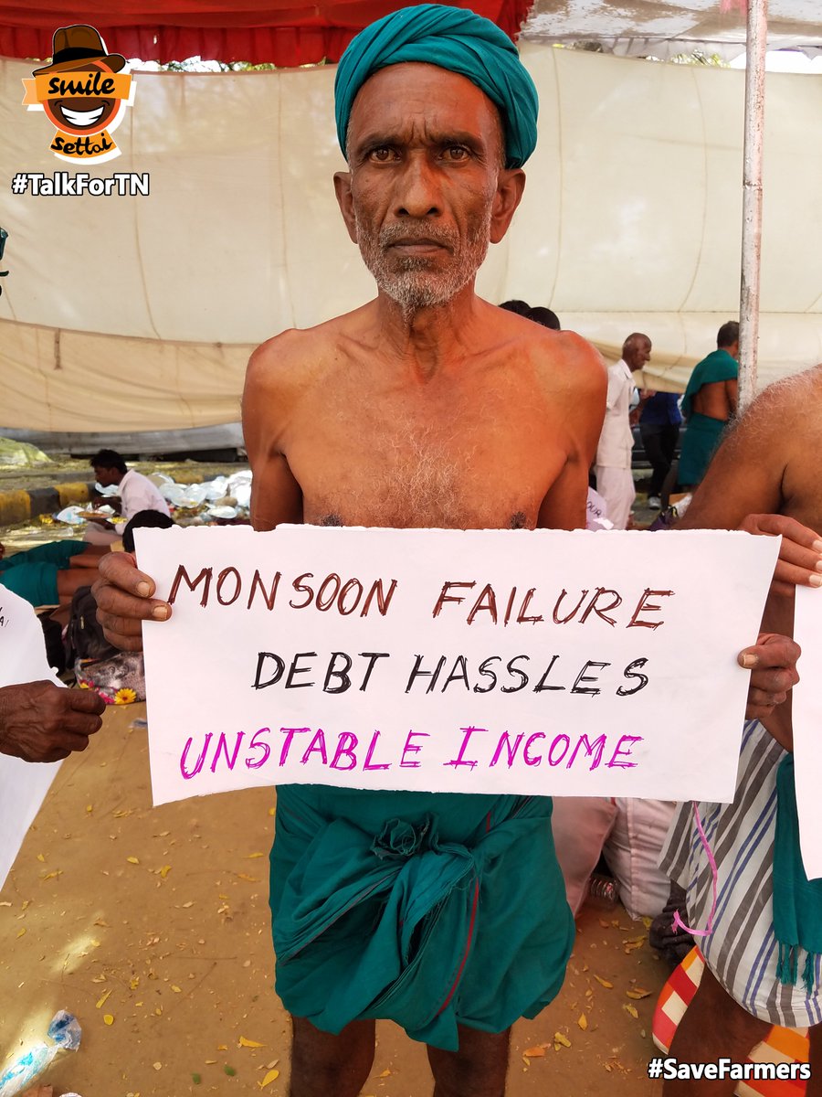 SmileSettai's tweet photo. #TalkForTN : Farmers Holding Sign Boards... Delhi protest 💪💪💪

#SaveFarmers #DelhiChalo #SmileSettaiAtDelhi https://t.co/oiNVf3Pd3N