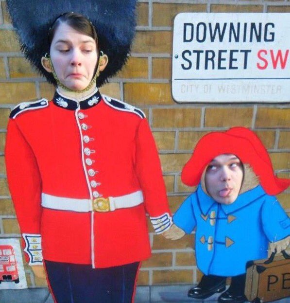 Dear Twittersville, this week we saw a nice dog called Barney and our friend Steven Chan came to visit :)