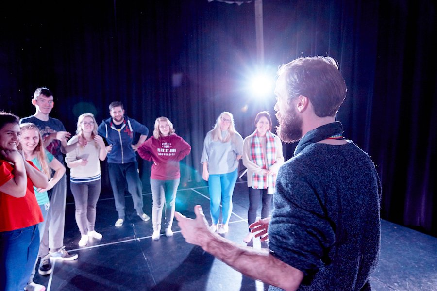 Happy #WorldTheatreDay ! 
Study BA Drama &amp; Theatre with us ow.ly/pyG130ahVfd <a href="/YorkStJohn/">York St John University</a>