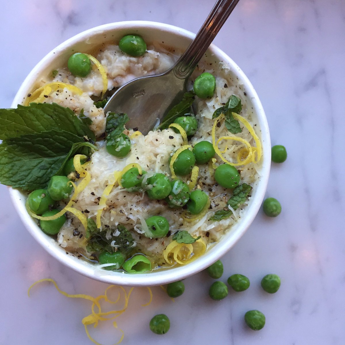 OatMealsNY's tweet photo. Today's Special: Spring Pea Oatmeal with lemon and parmesan!
#oatmeal #breakfast #pea #springpea #lemon #parmesan #nyc #OatMeals #oatmealsny https://t.co/UBG9gjOljm