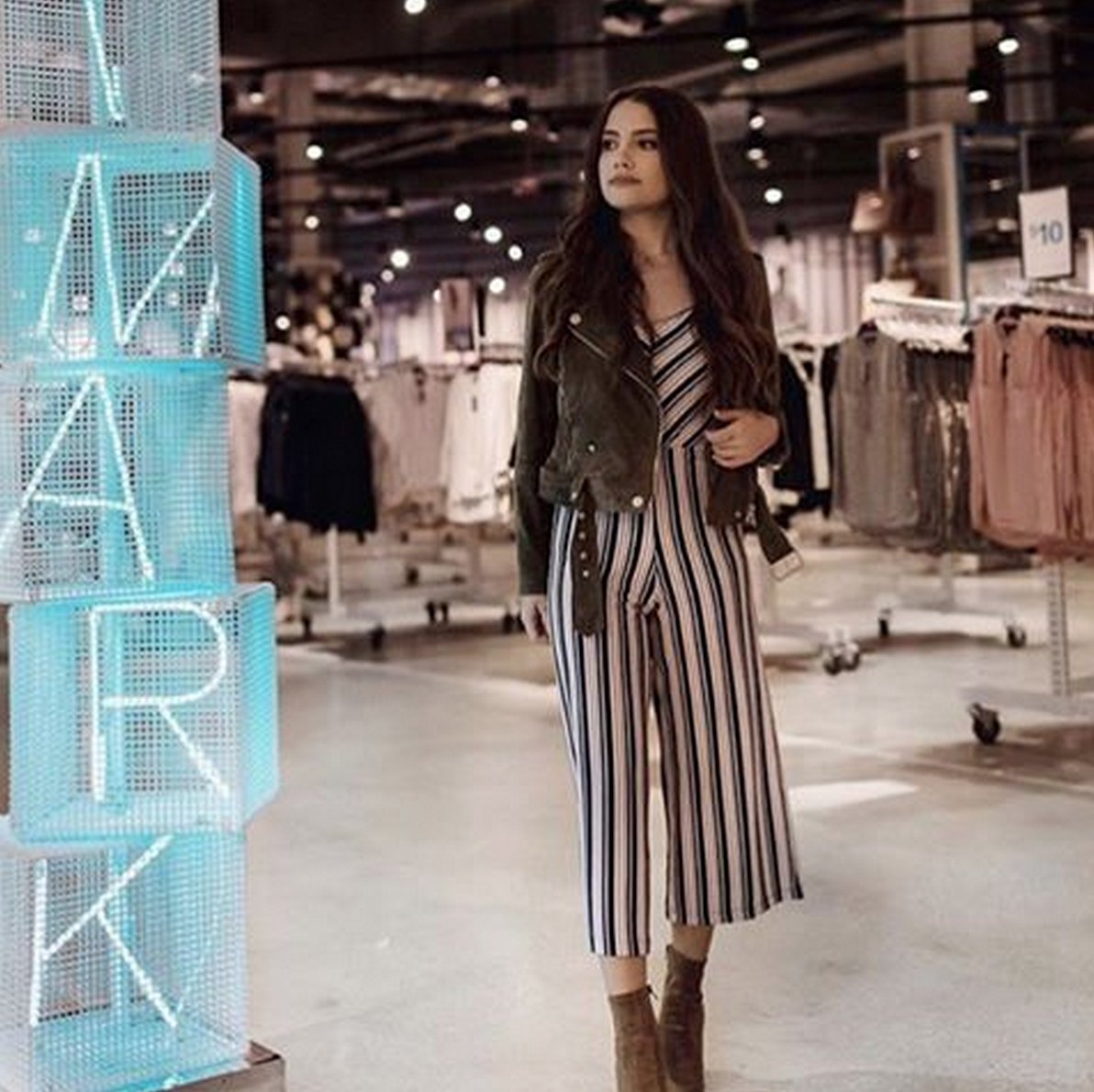 kings_mall_ldn's tweet image. #WIN a £200 @Primark voucher to spend this spring! Follow &amp;amp; RT us to enter. T&amp;amp;C's: bit.ly/1NBPOda #KMSpringStyle #London