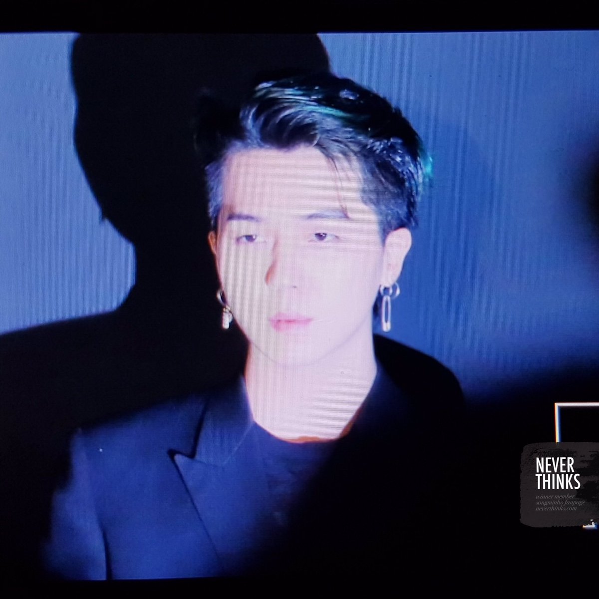 neverthinks_'s tweet photo. [PREVIEW] 170327 분더샵
언제까지 잘생길건지.. 😫
#송민호 #MINO #위너 #WINNER #네띵 https://t.co/Ds8DpH8Pg7