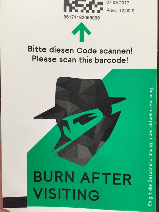 Spy museum!!! Prepare for onslaught of cool photos. https://t.co/jrHaz2NM0i