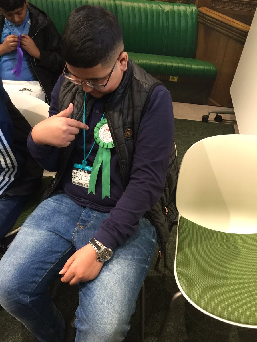 shaznazleekhan's tweet photo. @GrangeTech student preparing to start his presentation on voting @UKParliament #democracy #weAREgrange https://t.co/ab26F83Lib