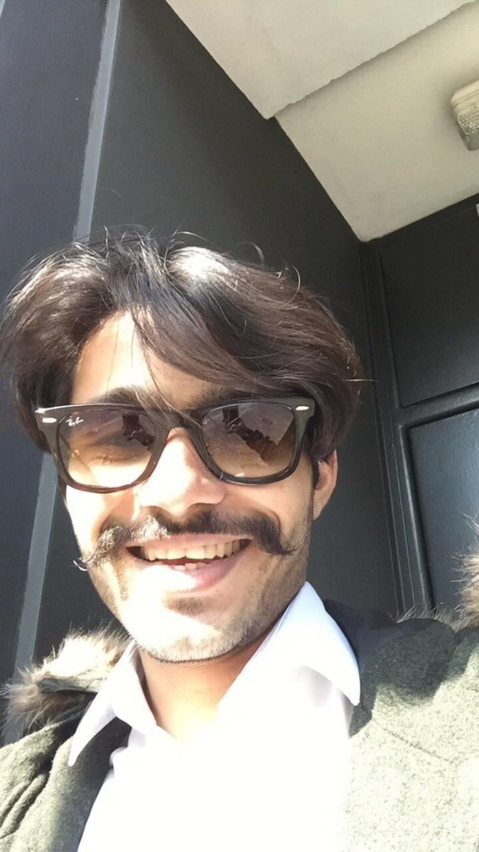 monkween's tweet image. new twitter face