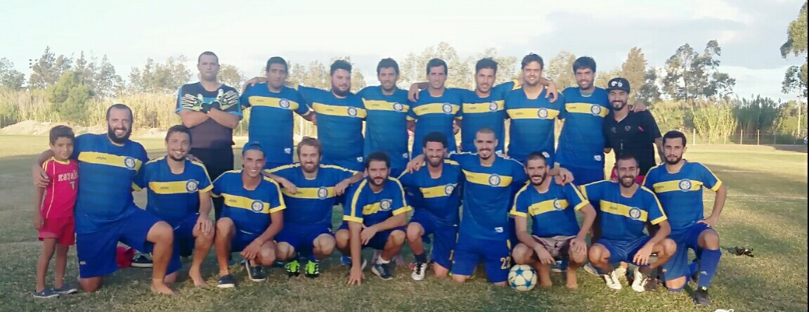 ismamacpas's tweet photo. #HayEquipo 💪⚽
Foto del sábado luego de la contundente victoria sobre el #BasselFc
Último amistoso #Pretemporada.
@CSyD_Malmo @tetirounpique https://t.co/PC1EfpEcPY