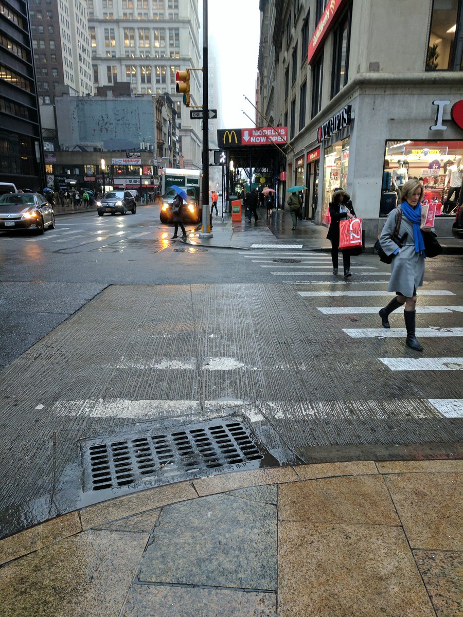 Daniel_A_Solow's tweet photo. Check out these #crosswalks on #Broadway in #FiDi Manhattan. I like the strong visual contrast for people to #walknyc and #drivenyc safely https://t.co/YV3rcSMj4I