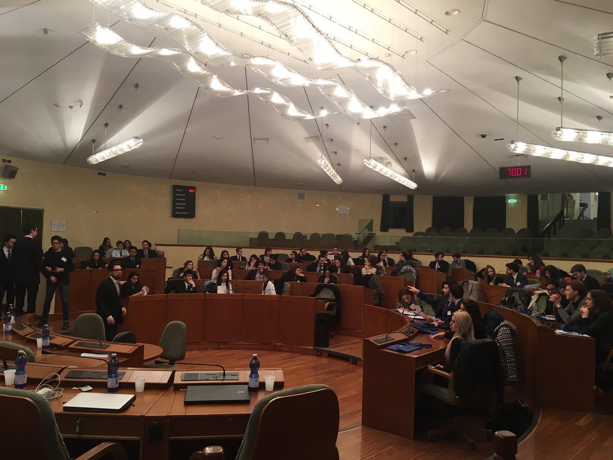 crpiemonte's tweet photo. .@crpiemonte ospita la terza edizione di Eu model, simulazione di procedura legislativa ordinaria dell'Ue #eumodeltorino https://t.co/z1WZgNQUHf