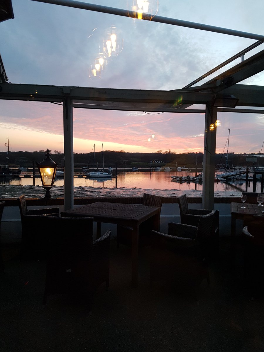 krjamiedon's tweet photo. Lush night yesterday for Mothers Day! 💗
Glad I could take her out and pay for everything 🤘💸
Get started 📈
"Life opens doors" #trading #fxmt https://t.co/HCK0zqWdI7