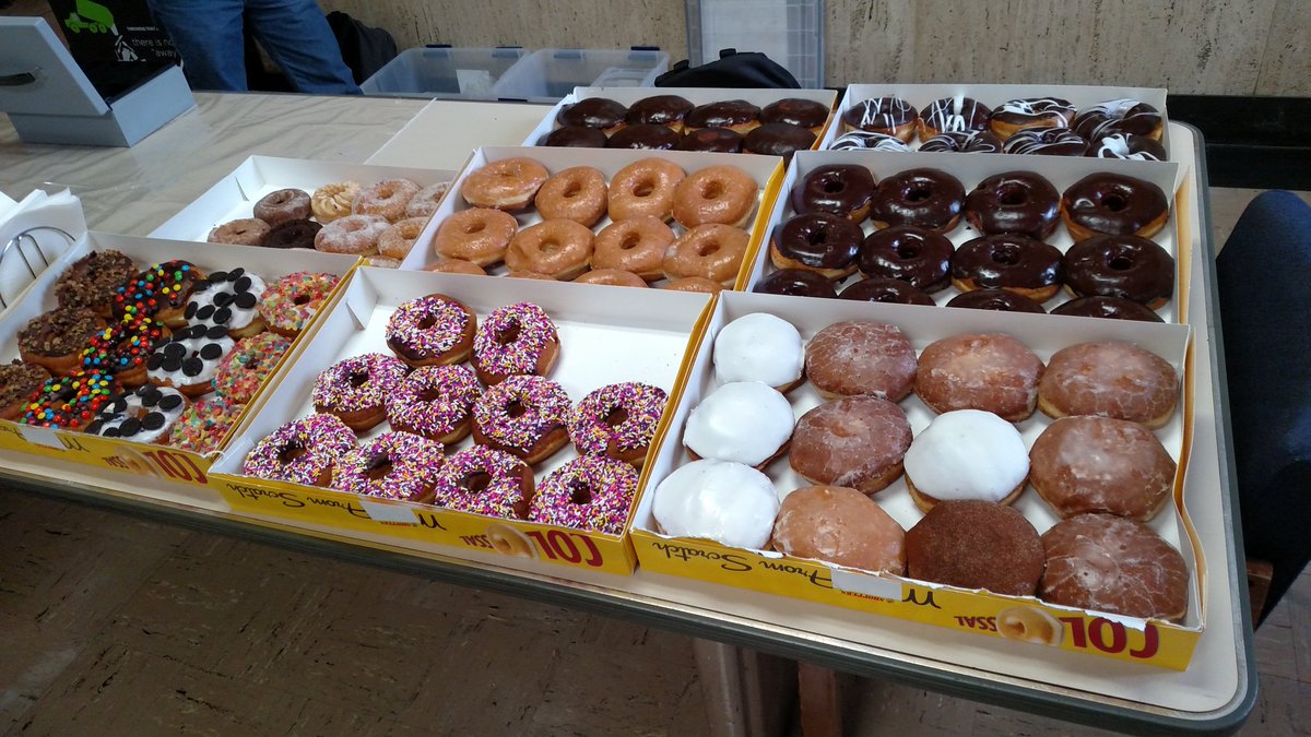 UMD_SPS's tweet photo. Coming back from spring break can be tough. Make it easier by treating yourself to a tasty donut &amp; some tea or coffee. 🌸🐢🍩 https://t.co/7IkaVPotlb