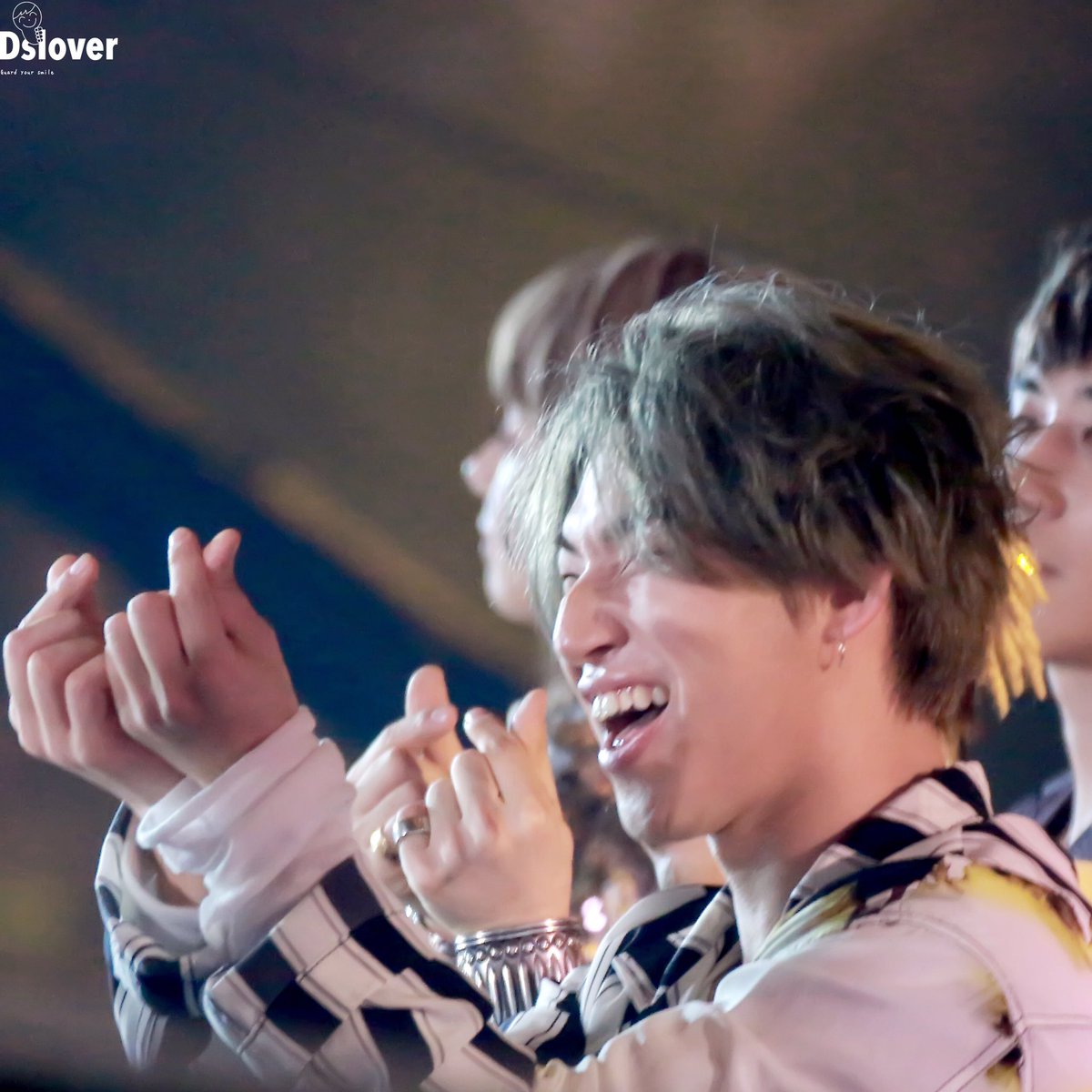 Dslover_Fansite's tweet photo. #DLITE #DDay #๋์ฑ #ใใฝใณ #DAESUNG #Dslover
ใD-dayใ๐ธ๐น๐ผ๐ค๐ฅ
3/28(็ซ)AM0:00ใใใใฆใณใญใผใใงใใพใ๐ฟ๐ฟ๐ง๐ง๐ง
3/28 12์! ๋์ฑ ๊ตฐ์ ์ผ๋ณธ ์๋ก ์จ๋ฒ D-DAY๊ฐ ํ์ผ ๋์์ ๋ฐํ๋ฉ๋๋ค!
GoGoGo๐ https://t.co/JaWjs5gWw2