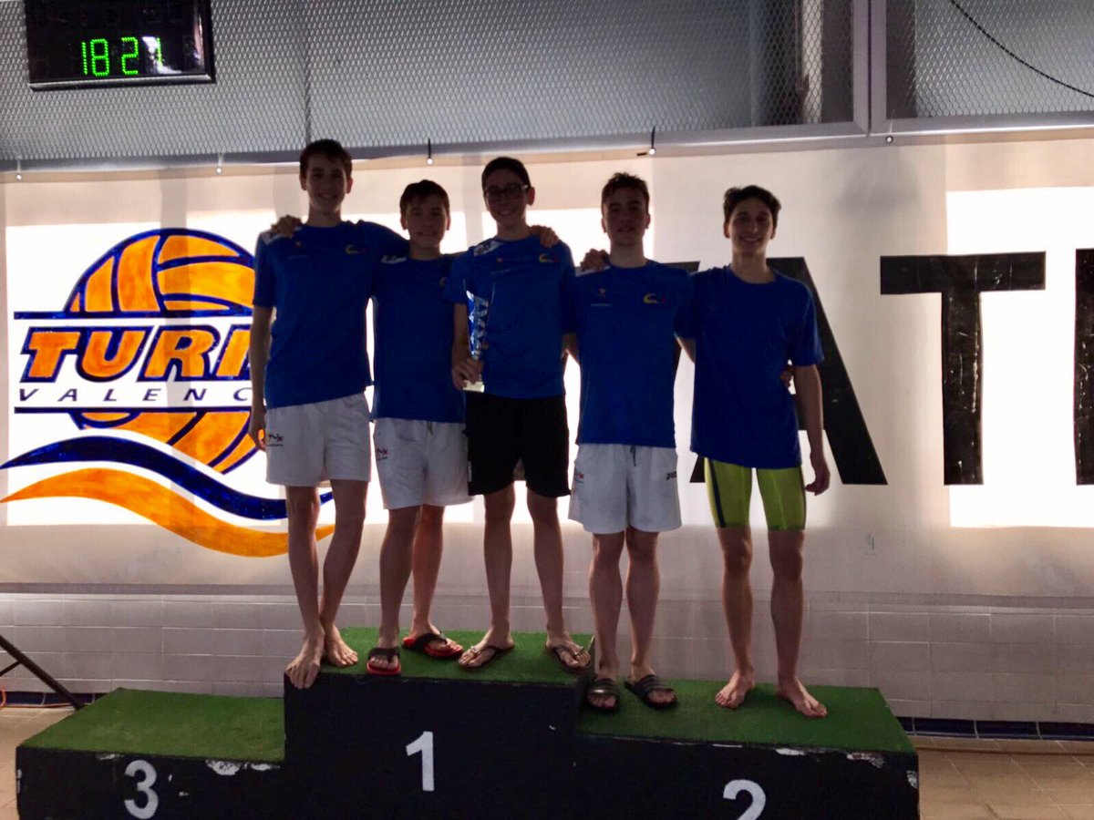 L'equip masculi infantil es proclama campió autonòmic!!!! Moltes felicitats a tots, seguim sumant!! #CNX ❤️🏊🏽🥇