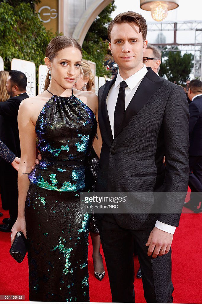 Happy Birthday to the wonderful Carly Chaikin ! 