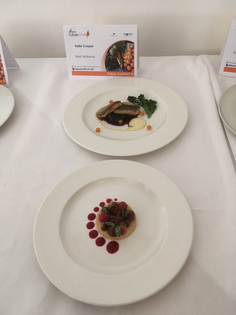 cooks_livery's tweet photo. And here are her dishes! https://t.co/1yDWhnQKaS