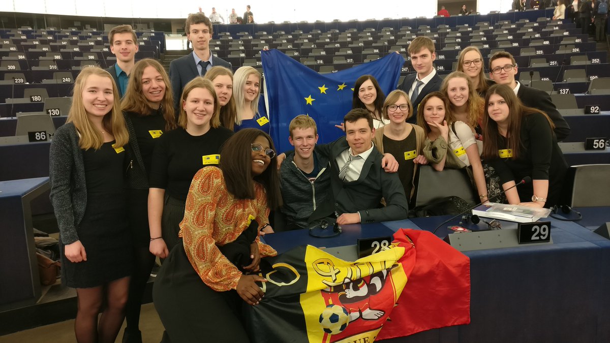 European_Week's tweet photo. #KOGEKA5 kaapt opnieuw de zetel van @kvanbrempt in het Europees @Europarl_NL @euroscola @KOGEKANIEUWS https://t.co/mEWZ3bQ15y