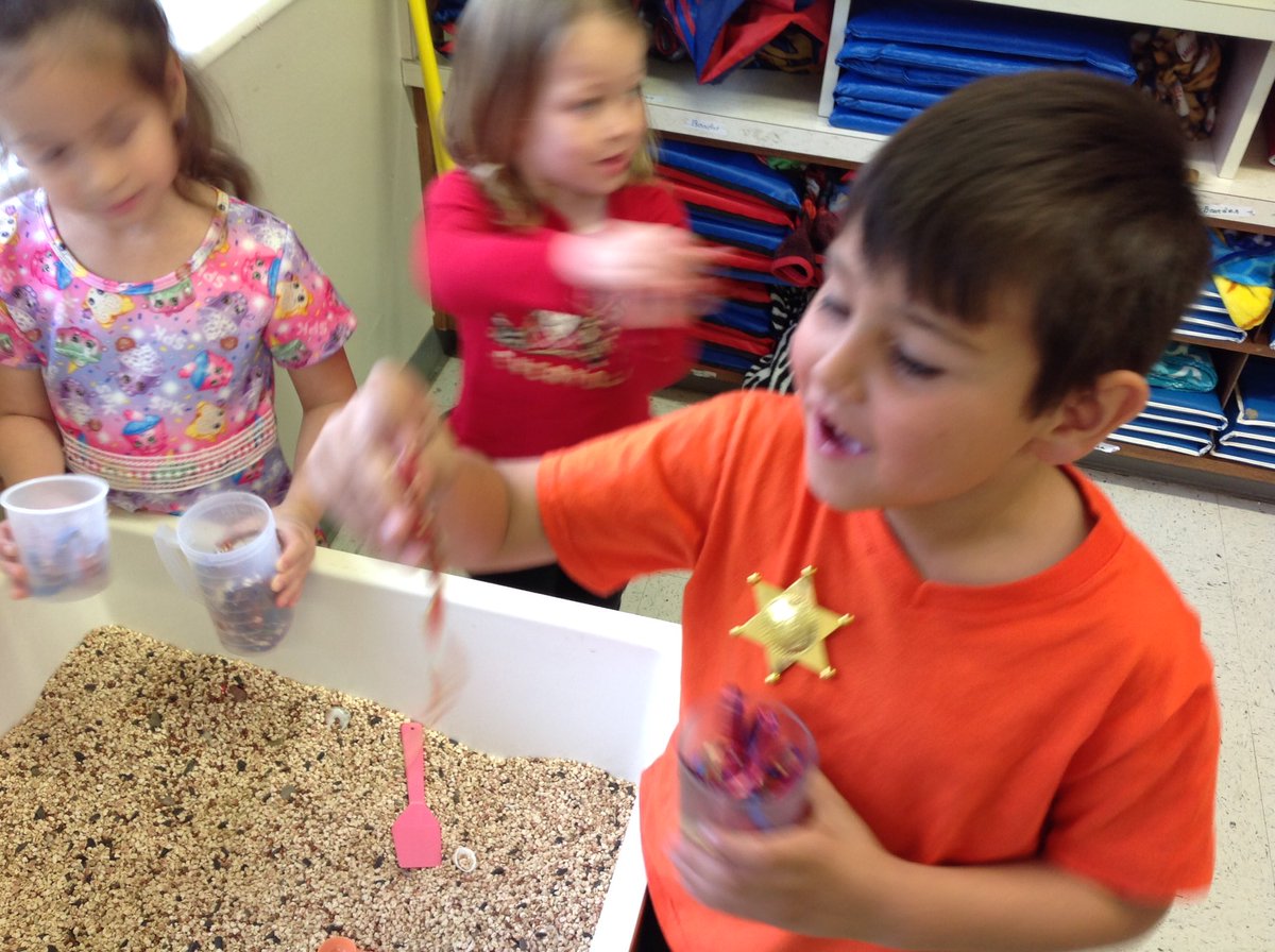 ARStallman's tweet photo. Fishing worms and beaded worms...pre-k fun https://t.co/yNBs8VuKhU