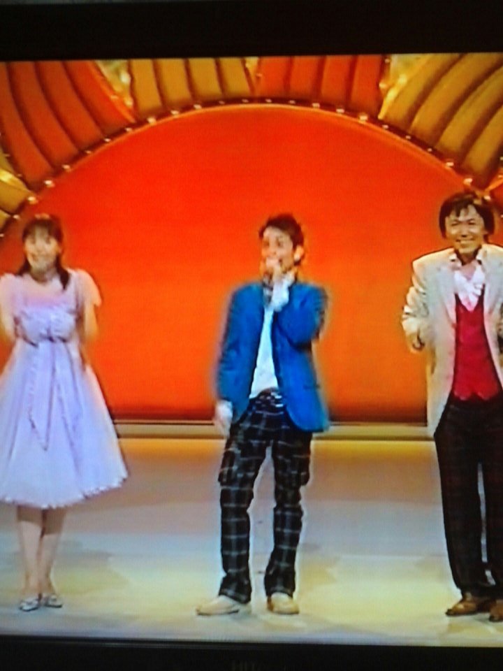 Friendly 翔太 On Twitter 2008年11月24日放送 おまつりコンサートをすりかえろ すりかえ仮面によるすりかえぶりは見どころです そして 後日放送の後編にてアンコールで歌われた まんまるスマイル は感動でした おかあさんと いっしょ おかいつ懐かし映像発掘