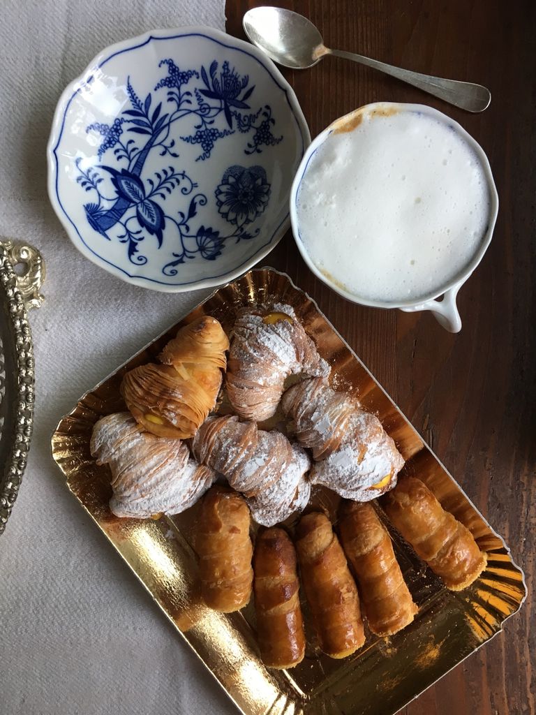 Good morning from Lago di Garda #nostraletour #luxurytravel #Italy #gastronomictour