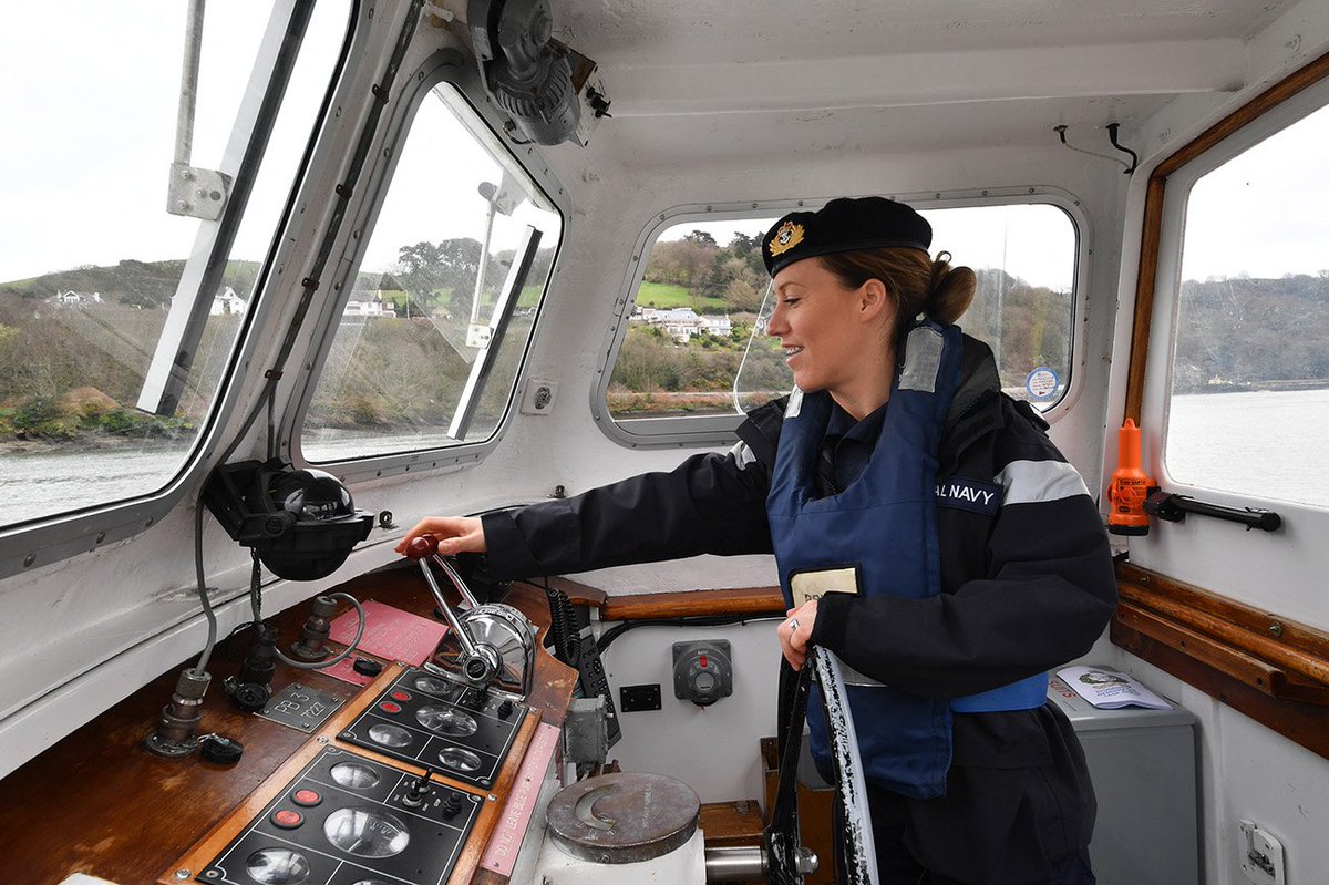 Officer cadets @BRNCDartmouth bring years of experience to new roles in the <a href="/RoyalNavy/">Royal Navy</a> having joined as Ratings ow.ly/zVQm30ai8je