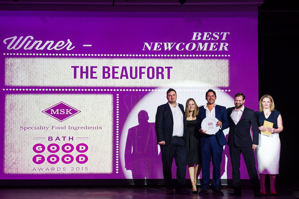 BathGoodFood's tweet photo. Our Best Newcomer 2016 was @thebeaufortbath followed by highly commended, @thescallopshell. Have you visited either yet? #localfood https://t.co/xdAEaWFtL5