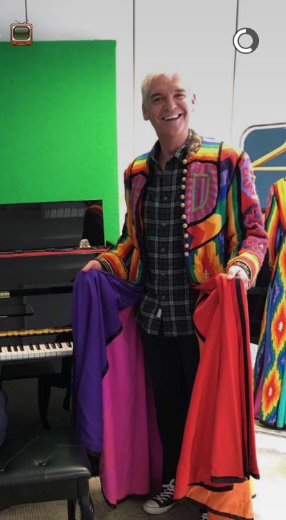 starksalive's tweet photo. phillip schofield is an lgbt icon https://t.co/RHrSHSlRH9