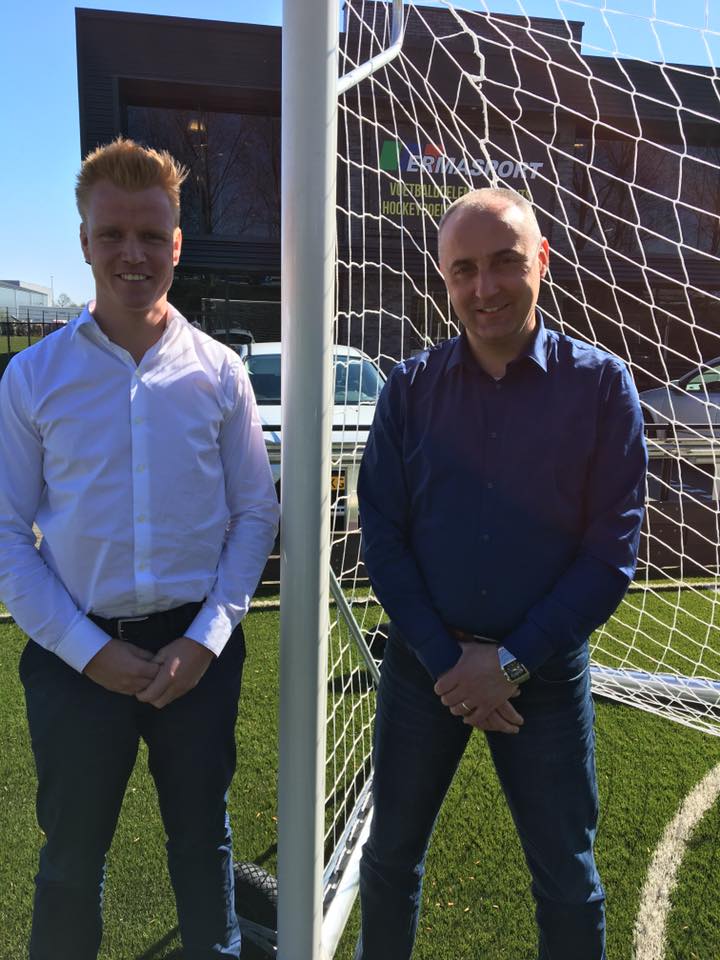 ERMAsport's tweet photo. Het team van ERMA Sport is versterkt met 2 nieuwe collega's! Peter Woldendorp (rechts) is inkoper en Olaf Pol (links) zit bij de sales. https://t.co/2efxxTN7og