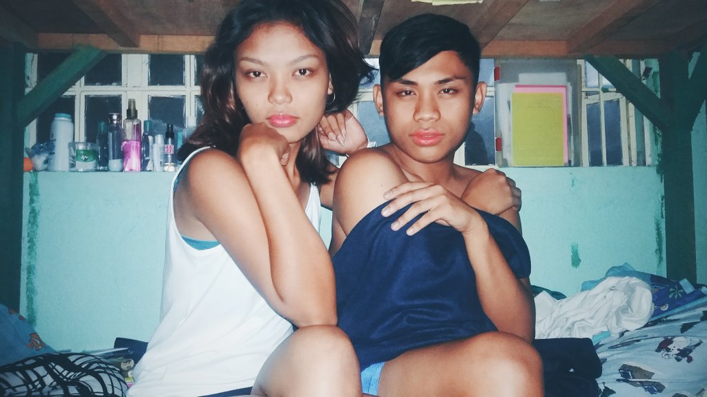 lloydscorner14's tweet photo. Nang dahil sa lipstick ni @_mirashane ito ang nang yari samin ni @SinchiocoPaula πππ
#pasaVOGUE #DareToBeBare #fierce #InstantModel https://t.co/LgFOXREkYw
