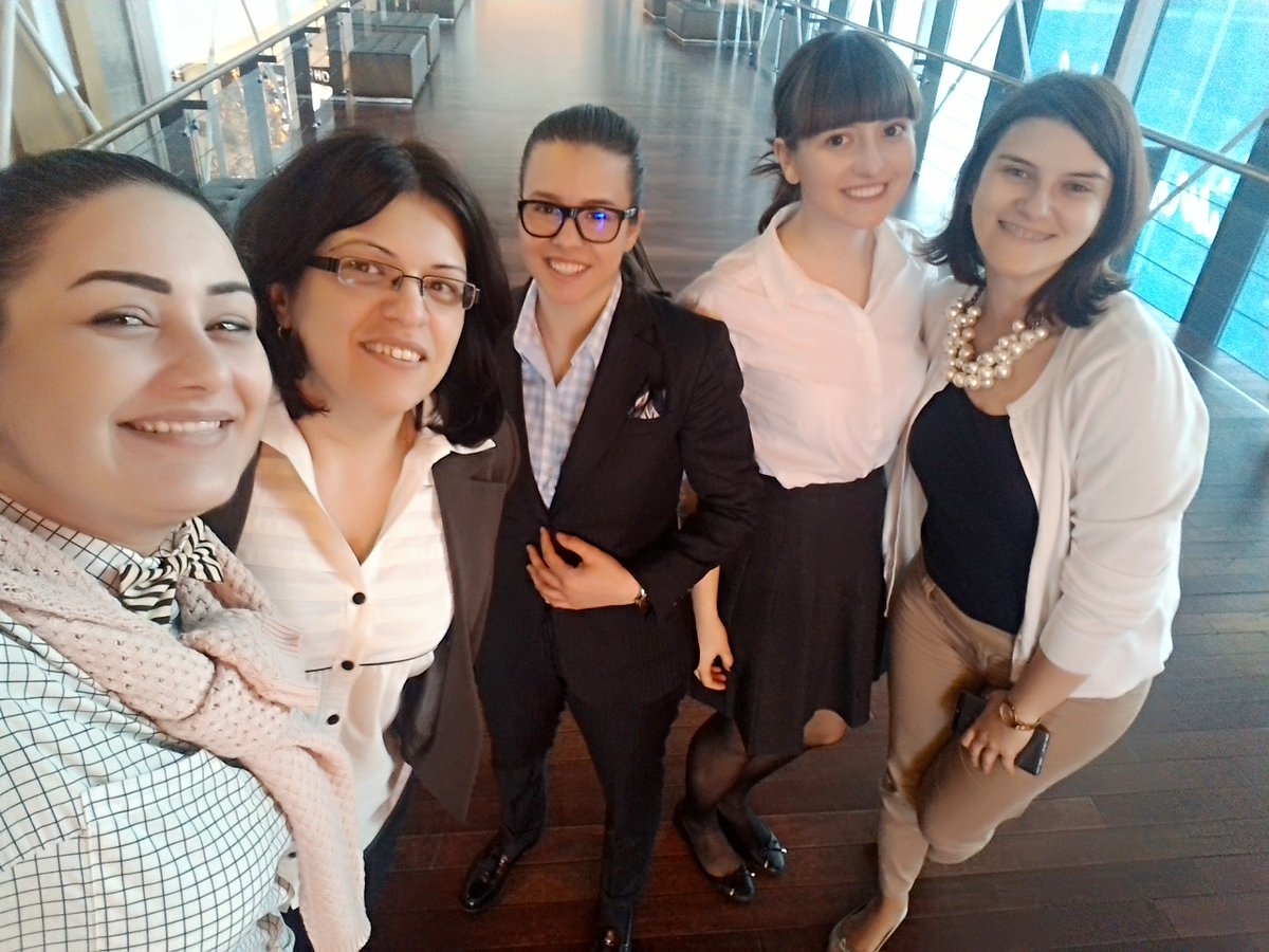 TCol_Alumni's tweet photo. It was such a pleasure to have Daria Peev #TCAlumni2015 promoting @EHLnews in our school! #TColfamily https://t.co/gxvBLf0M8Y