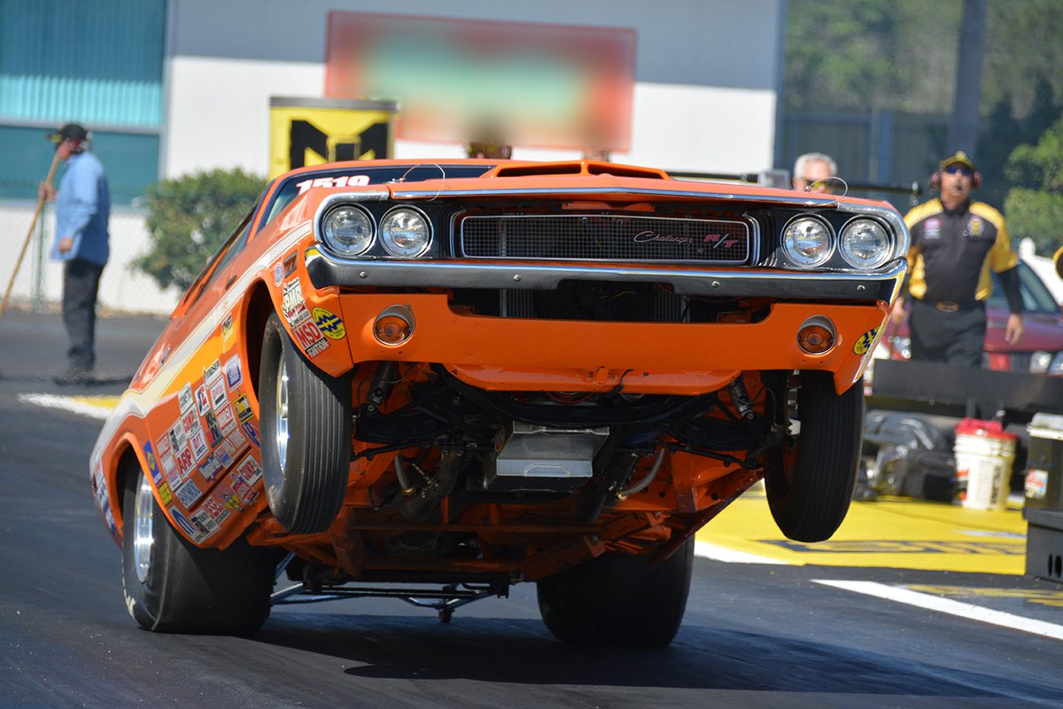 Dodge's tweet photo. Grab asphalt. https://t.co/sradzw7Rwd