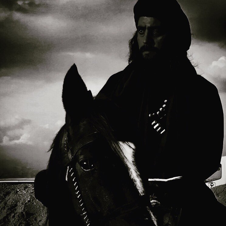 AllabadiMutaz's tweet photo. من تصوير مسلسل #ذباح_غليص
#راس_غليص #ذبّاح_غليص #معتز_اللبدي #احمد_دعيبس https://t.co/BQq4JM1FOP