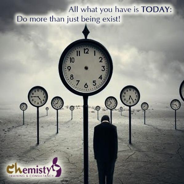 Farasetna's tweet photo. أن تعيش الحياة وأنت تعلم أن كل ما تملكه هو الْيَوْمَ ...😉
#CheMisTY #Existence #Today #Farasetna #الأردن #السعودية #الامارات #القمة_العربية https://t.co/GDhEPYr6kW