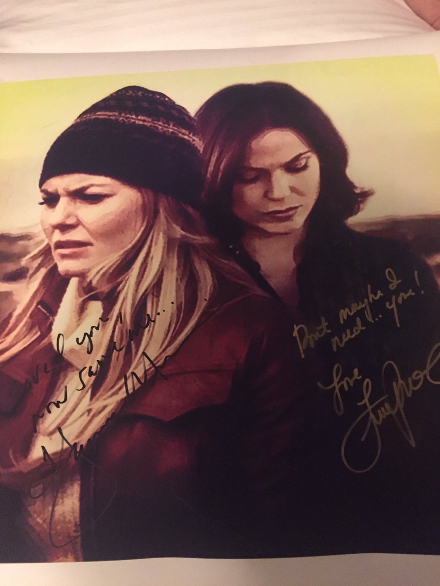 AvalonSong's tweet photo. These will never leave my walls thanks 😍😭
#SwanQueen https://t.co/bn4qRS74vn