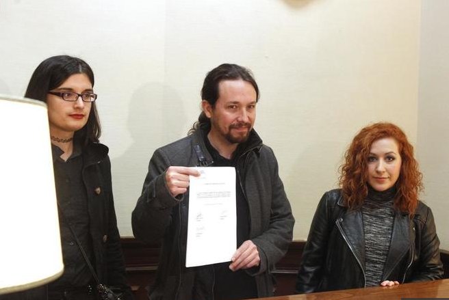 joekopiki's tweet photo. En breve podrás gritar Gora ETA pero no reirte del bigote de Cassandra. https://t.co/LLJ87iap4l