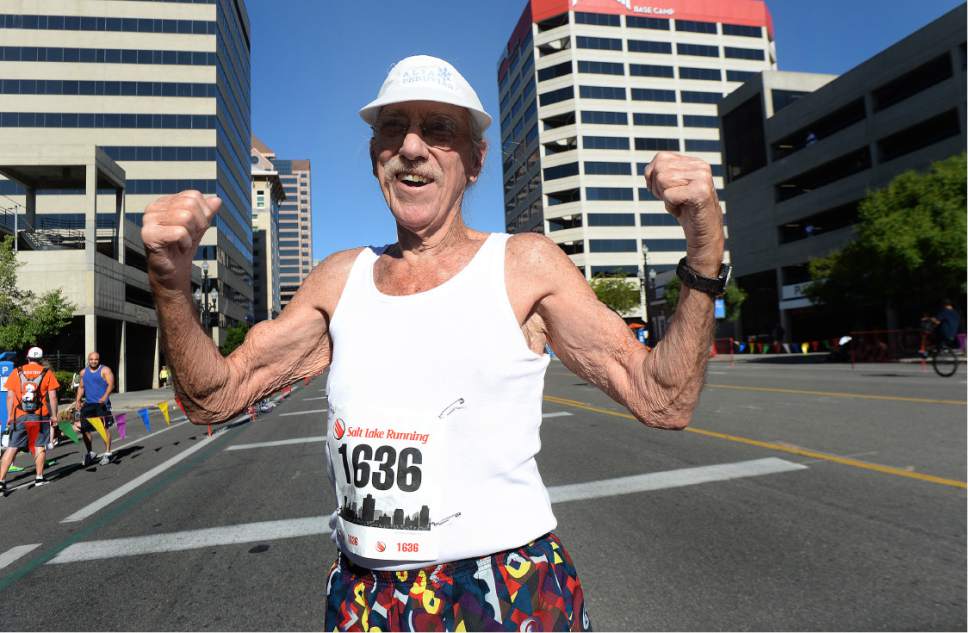 John D. Cahill sufrió un infarto a los 65 años, a los 92 años volverá a correr una vez más @celcorteingles 
Info: bit.ly/JohnDCahill