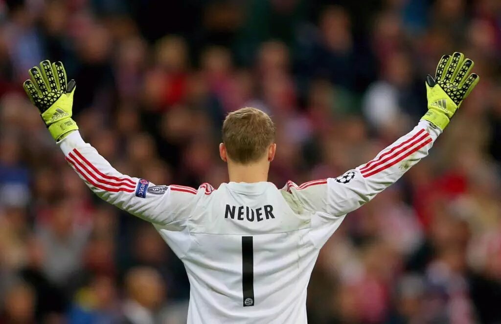 Happy Birthday to the best GoalKeeper in the world and the best german midfielder , The Wall !  